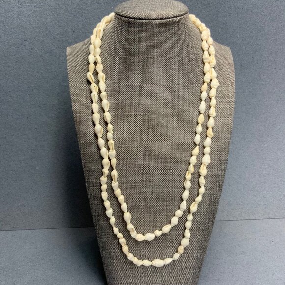 Long Organic Seashell Necklace 48 In As Is Handcrafted Retro Shells White BoHo - Picture 1 of 6